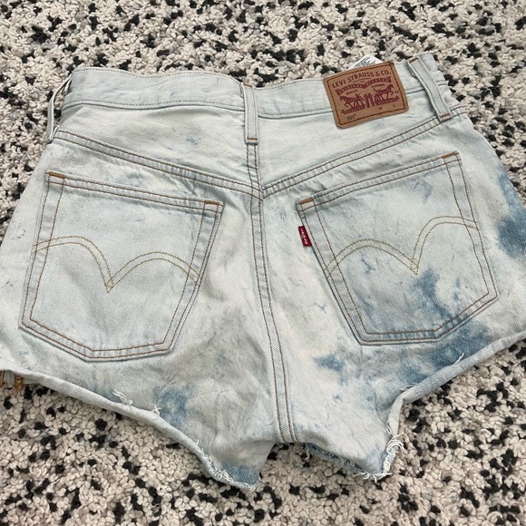 Levis 501 Vintage Denim Shorts Size 27 - Picture 2 of 3